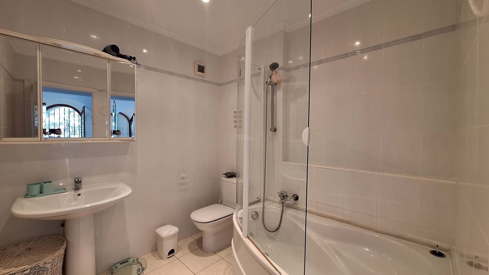 4 soveværelse Villa til salg i Denia med swimmingpool - € 625.000 (Ref: 9735047)