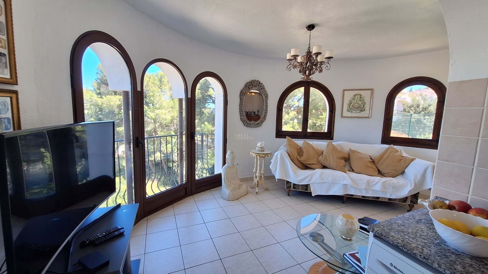 4 soveværelse Villa til salg i Denia med swimmingpool - € 625.000 (Ref: 9735047)