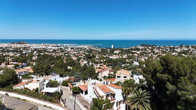 4 soveværelse Villa til salg i Dénia med swimmingpool - € 625.000 (Ref: 9735047)