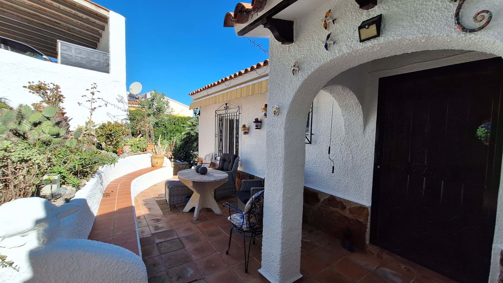 3 bedroom Villa for sale in Benidoleig - € 465,000 (Ref: 9737154)