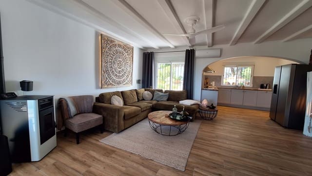 3 bedroom Villa for sale in Benidoleig - € 465,000 (Ref: 9737154)