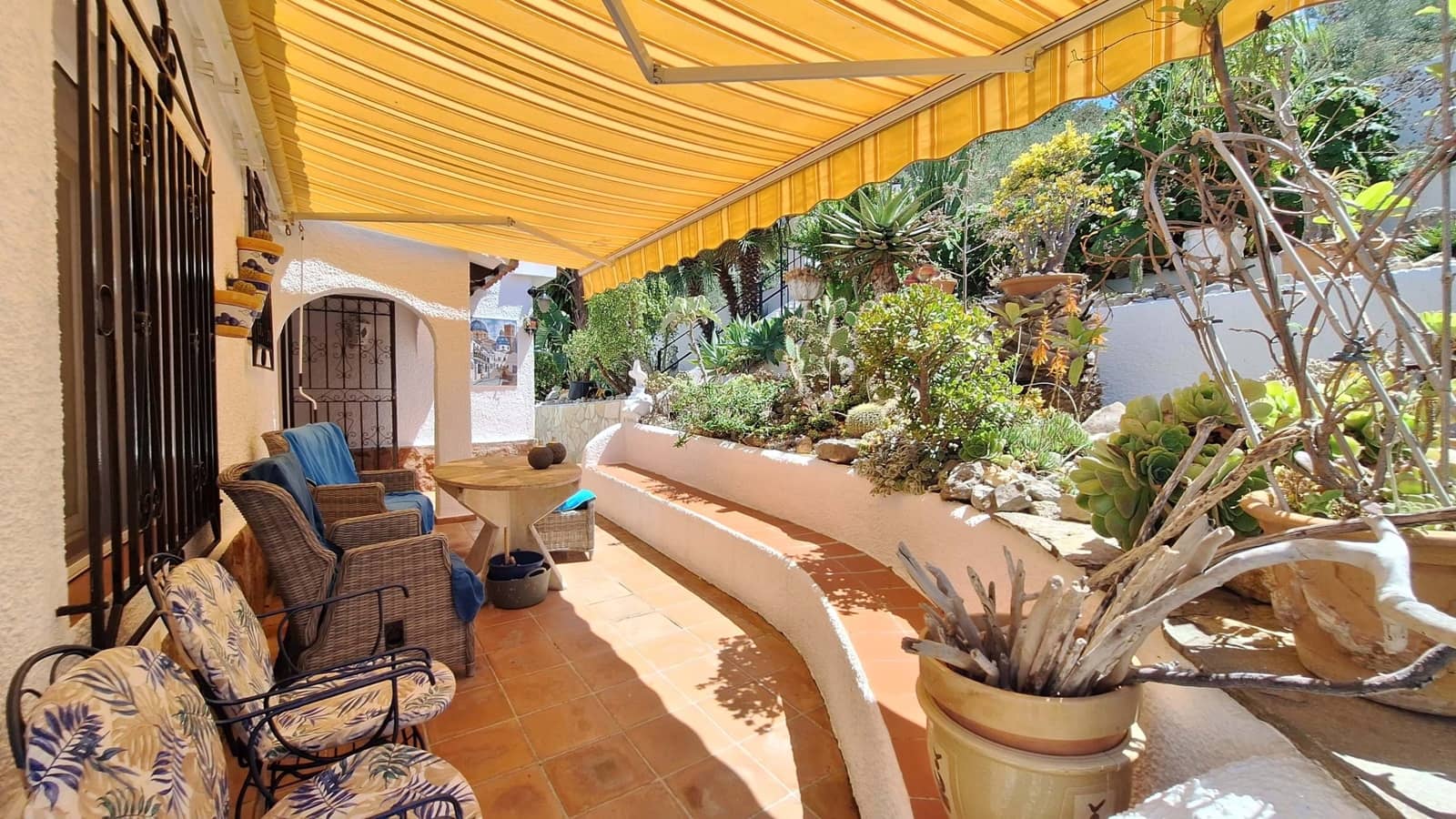 3 bedroom Villa for sale in Benidoleig - € 450,000 (Ref: 9737154)