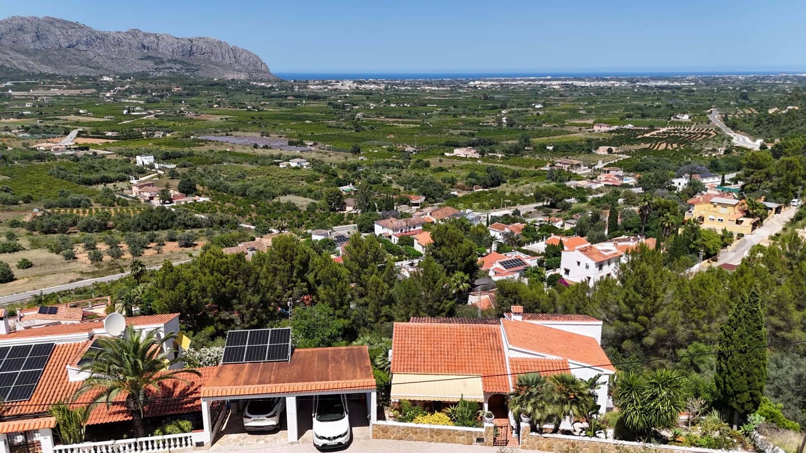 3 bedroom Villa for sale in Benidoleig - € 450,000 (Ref: 9737154)