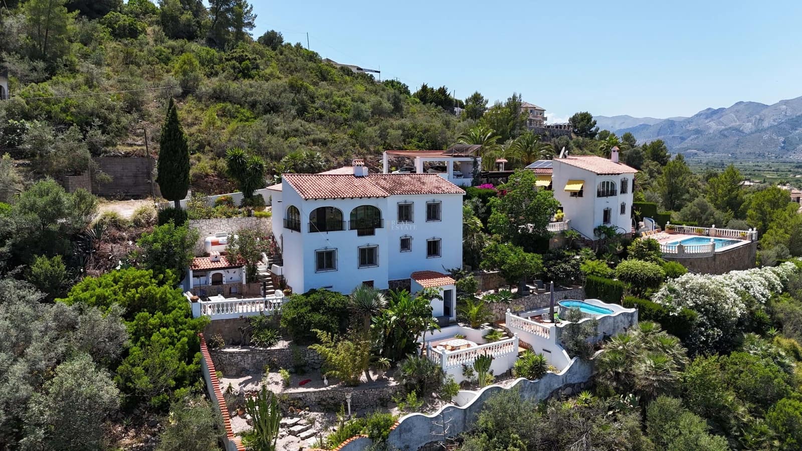 3 bedroom Villa for sale in Benidoleig - € 450,000 (Ref: 9737154)