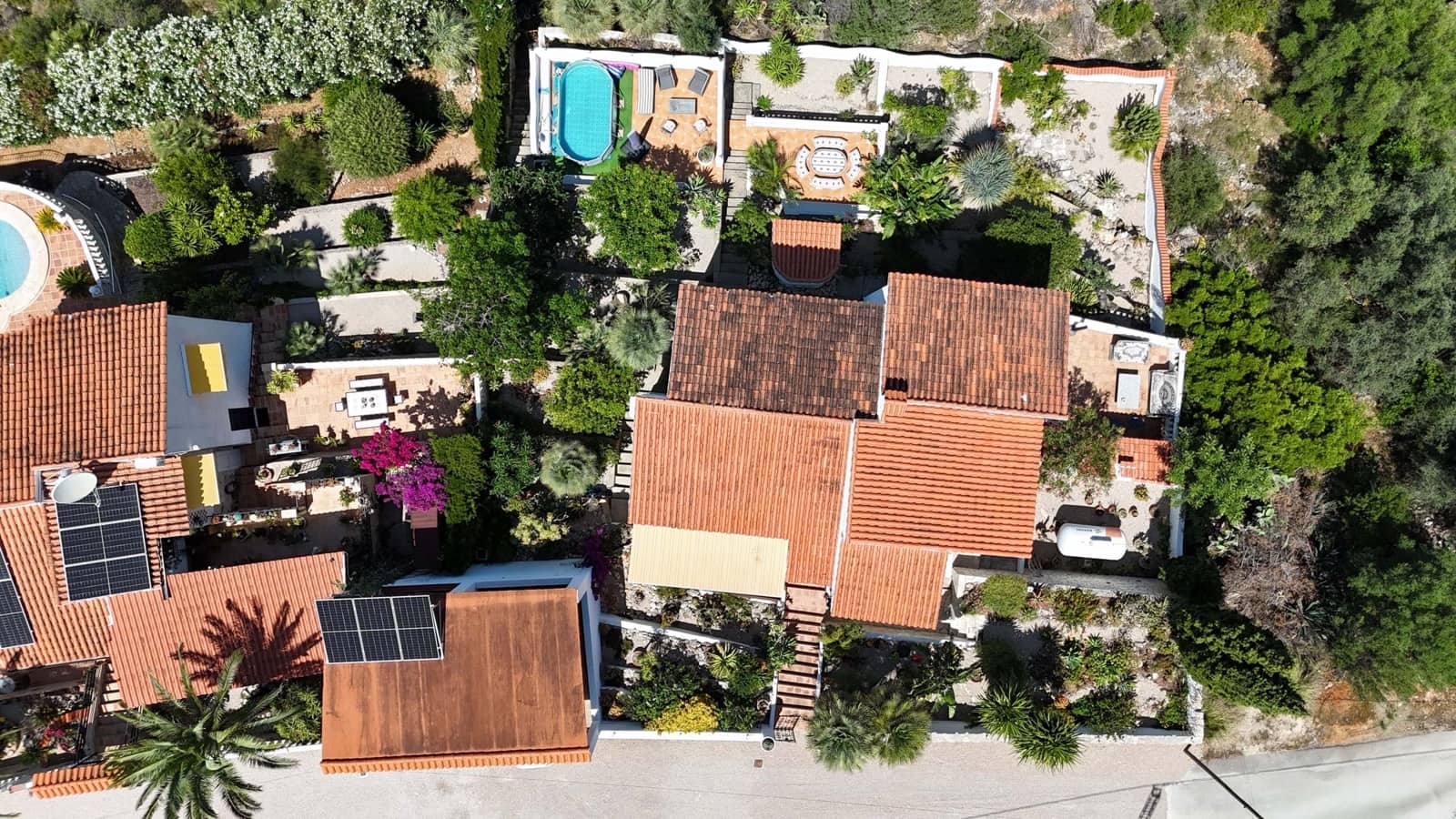 3 bedroom Villa for sale in Benidoleig - € 450,000 (Ref: 9737154)