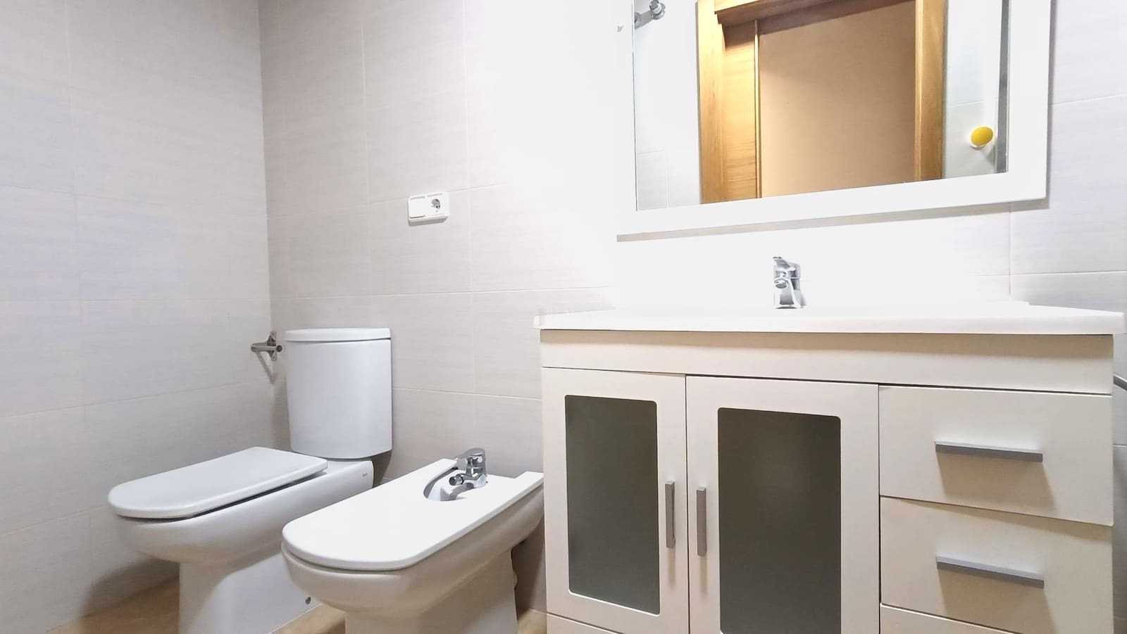 2 sovrum Lägenhet till salu i Elche / Elx med garage - 175 000 € (Ref: 9737224)