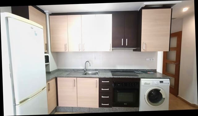 2 soveværelse Lejlighed til salg i Elche / Elx med garage - € 175.000 (Ref: 9737224)