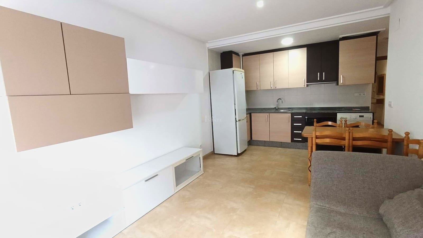 2 sovrum Lägenhet till salu i Elche / Elx med garage - 175 000 € (Ref: 9737224)