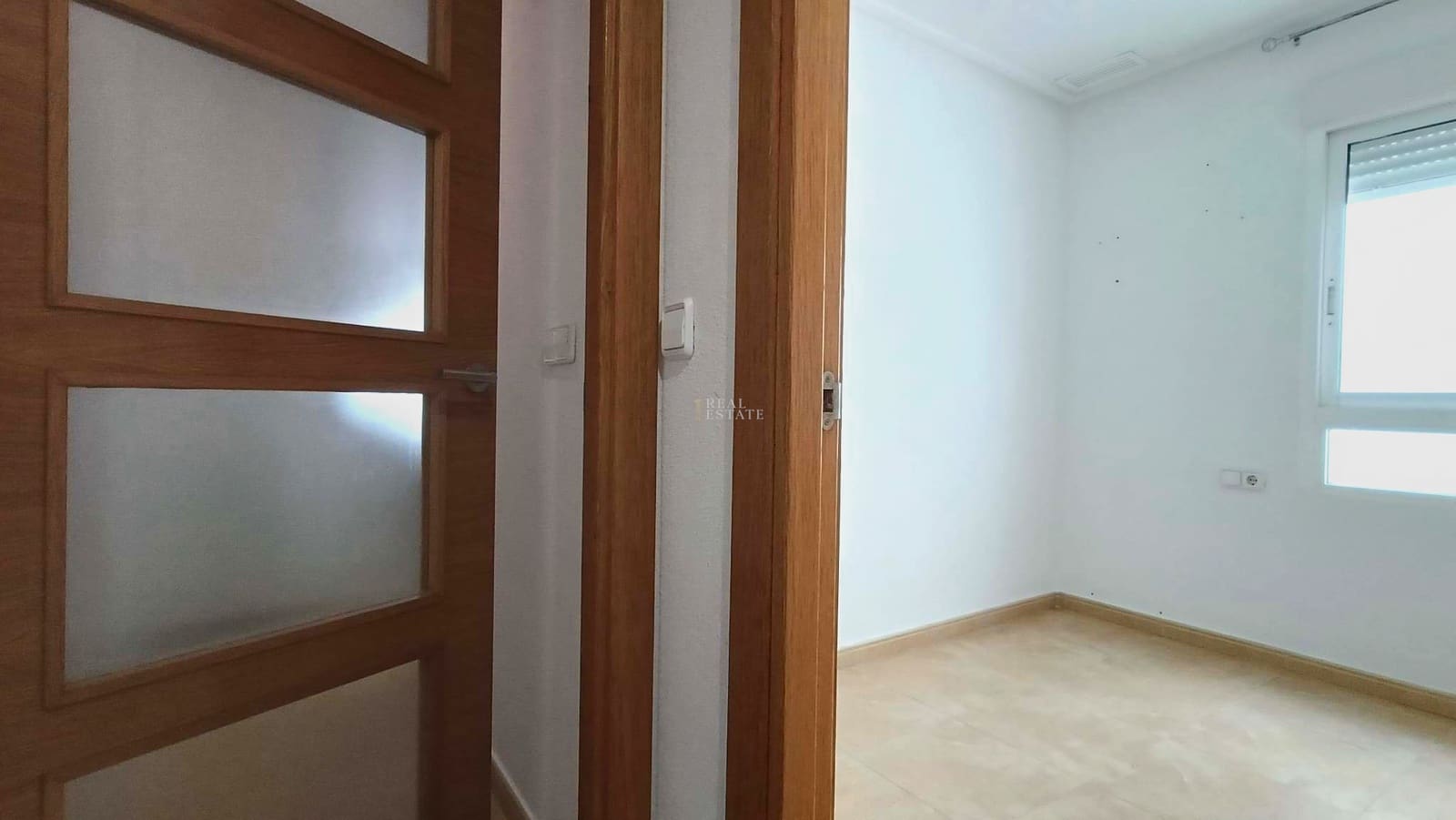 2 sovrum Lägenhet till salu i Elche / Elx med garage - 175 000 € (Ref: 9737224)