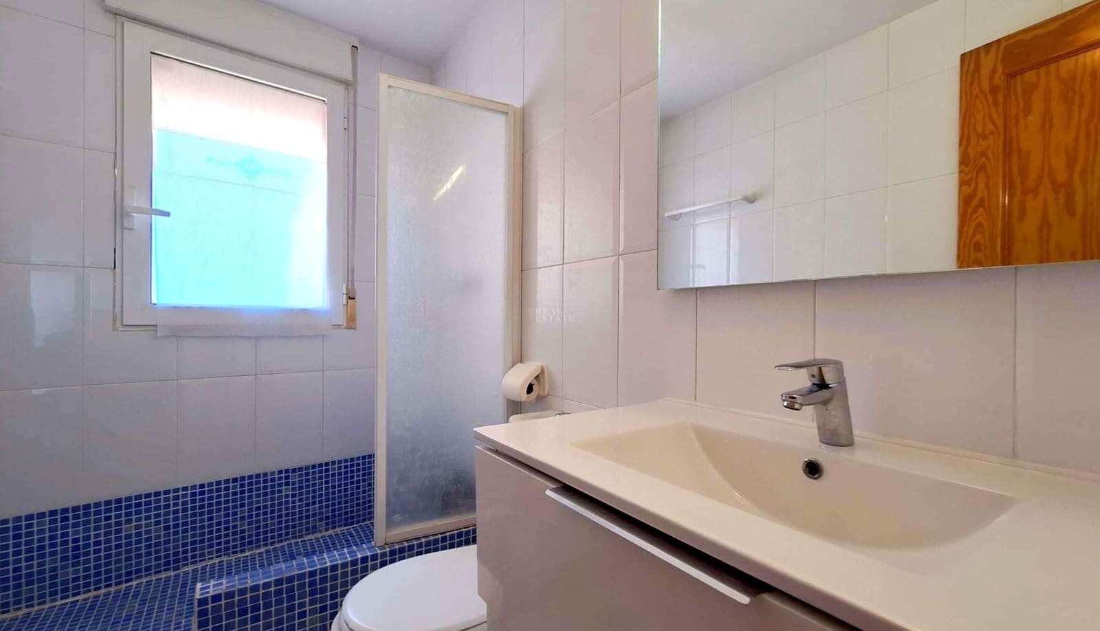 2 makuuhuone Huoneisto myytävänä paikassa La Manga del Mar Menor mukana uima-altaan 
autotalli - 195 000 € (Ref: 9737328)