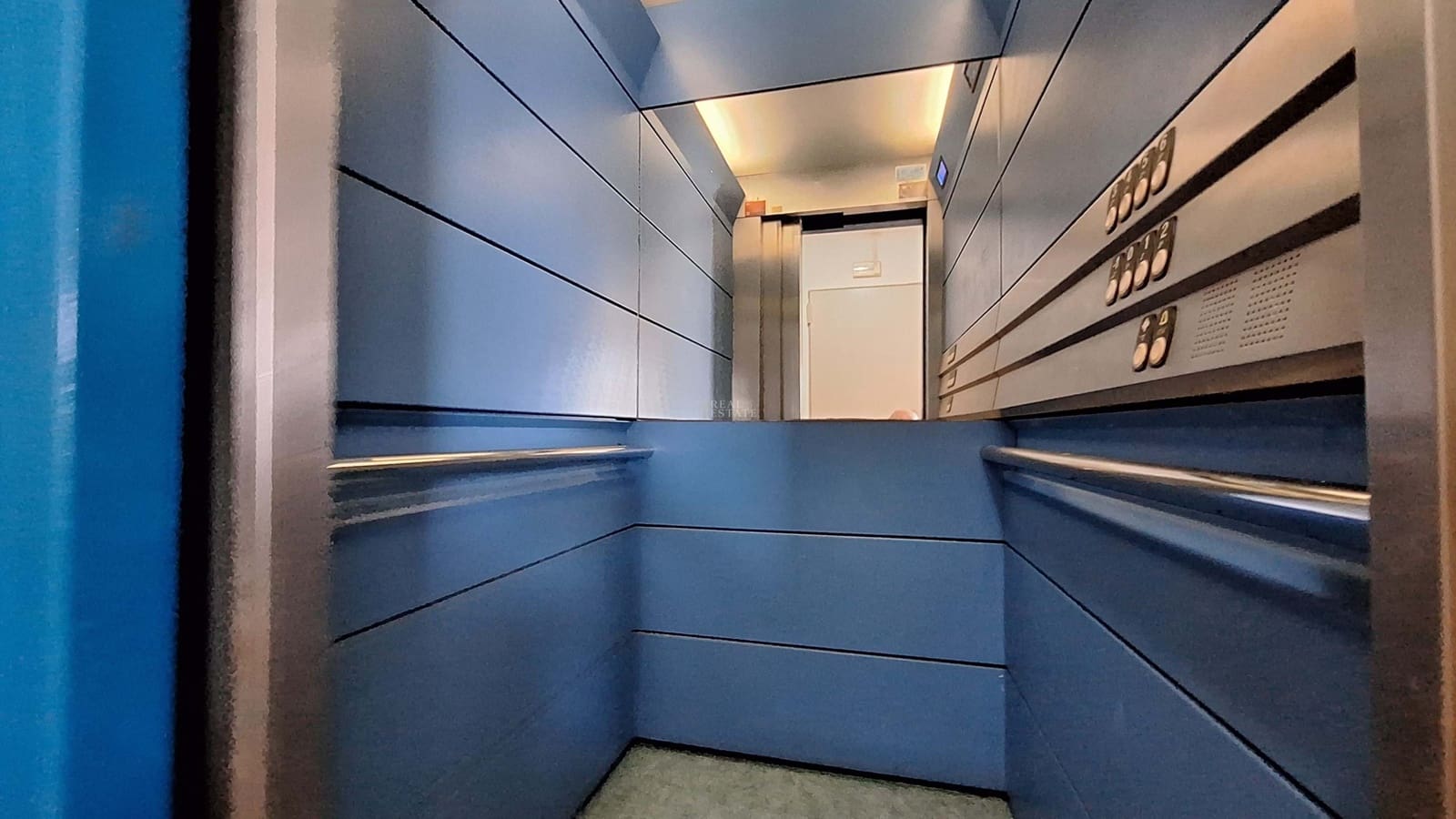 2 makuuhuone Huoneisto myytävänä paikassa La Manga del Mar Menor mukana uima-altaan 
autotalli - 195 000 € (Ref: 9737328)