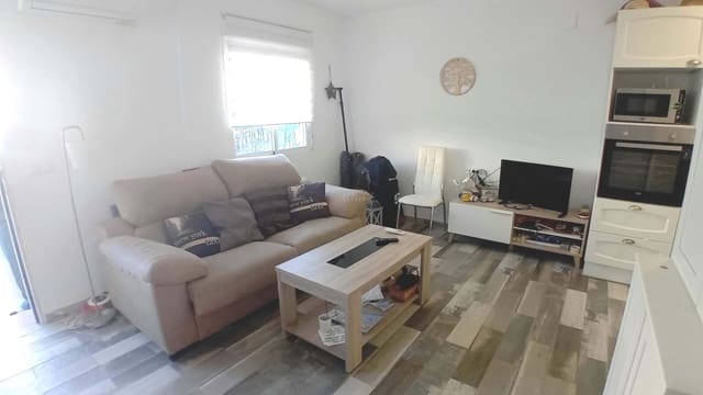 Bungalow de 2 habitaciones en Santa Pola en venta - 210.000 € (Ref: 9740228)