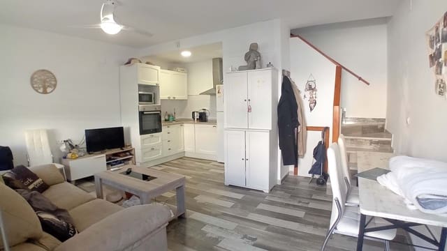 Bungalow de 2 habitaciones en Santa Pola en venta - 210.000 € (Ref: 9740228)