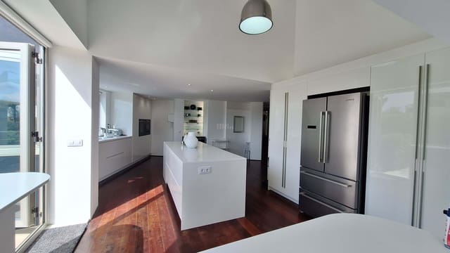 6 soverom Villa til salgs i Gandia med svømmebasseng garasje - € 1 200 000 (Ref: 9756354)