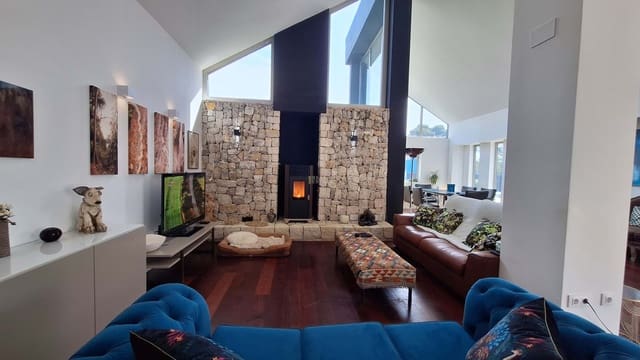 6 soverom Villa til salgs i Gandia med svømmebasseng garasje - € 1 200 000 (Ref: 9756354)