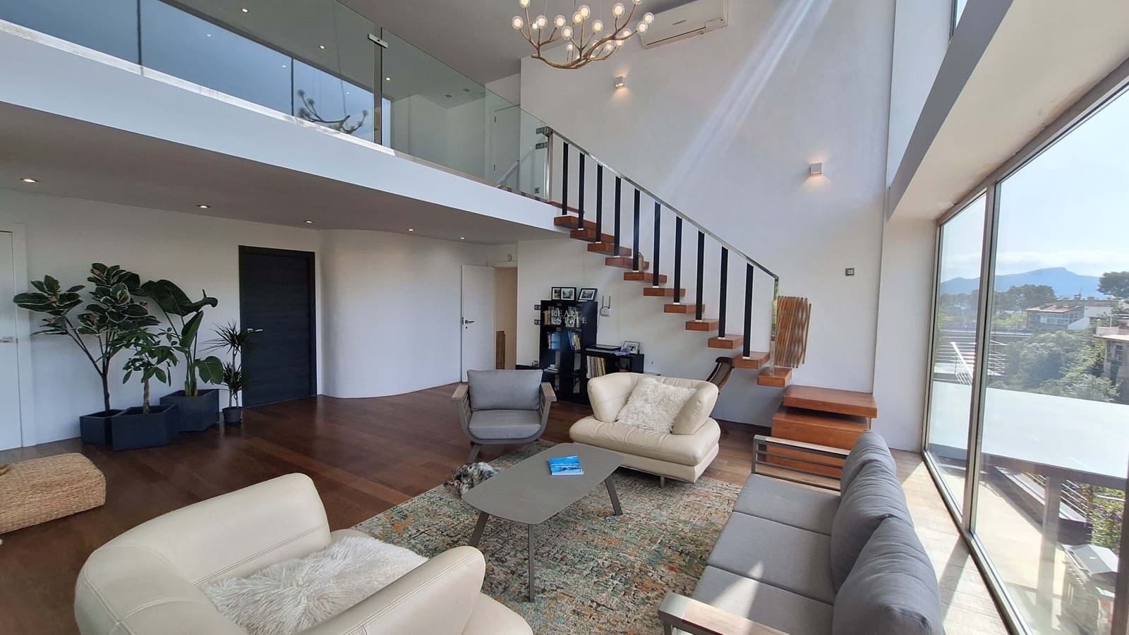 6 soverom Villa til salgs i Gandia med svømmebasseng garasje - € 1 200 000 (Ref: 9756354)