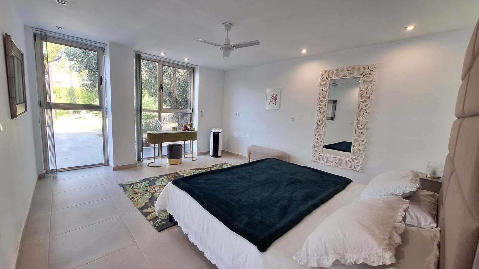 6 soverom Villa til salgs i Gandia med svømmebasseng garasje - € 1 200 000 (Ref: 9756354)