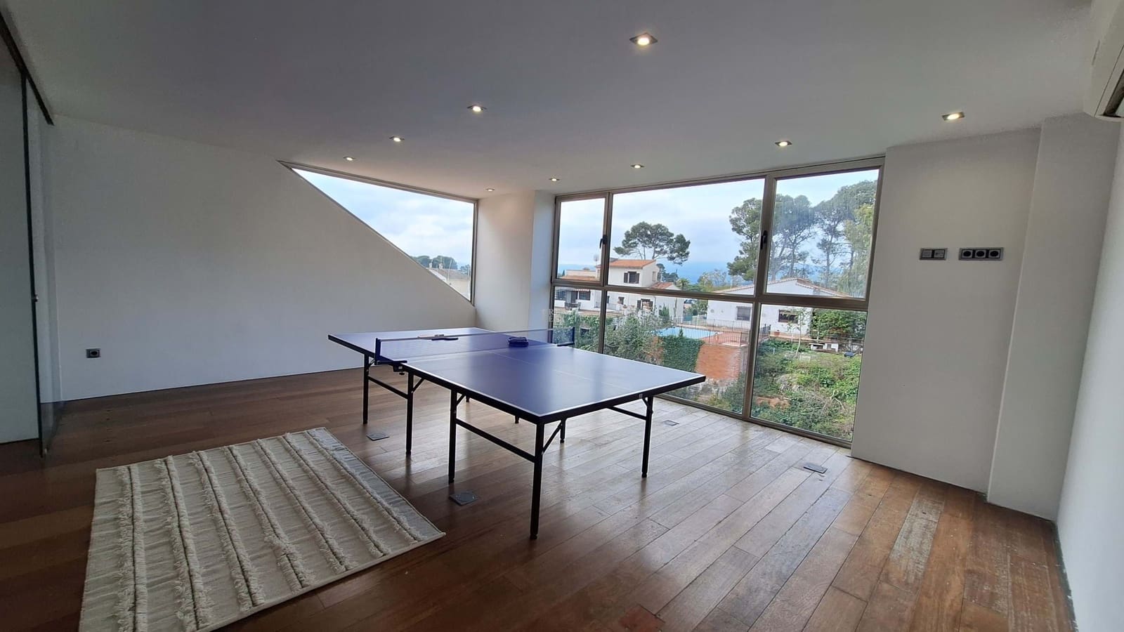 6 soverom Villa til salgs i Gandia med svømmebasseng garasje - € 1 200 000 (Ref: 9756354)