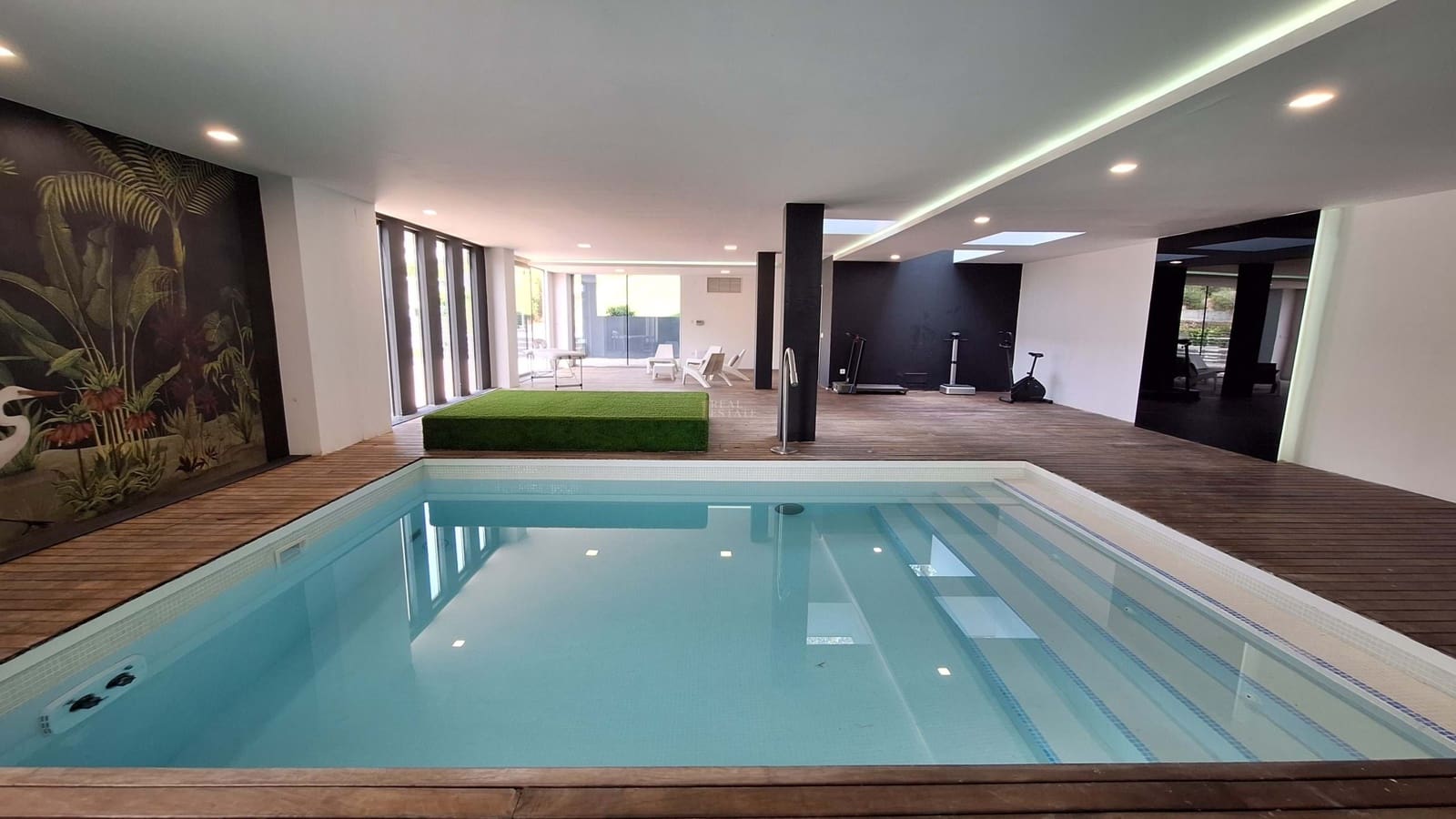 6 soverom Villa til salgs i Gandia med svømmebasseng garasje - € 1 200 000 (Ref: 9756354)