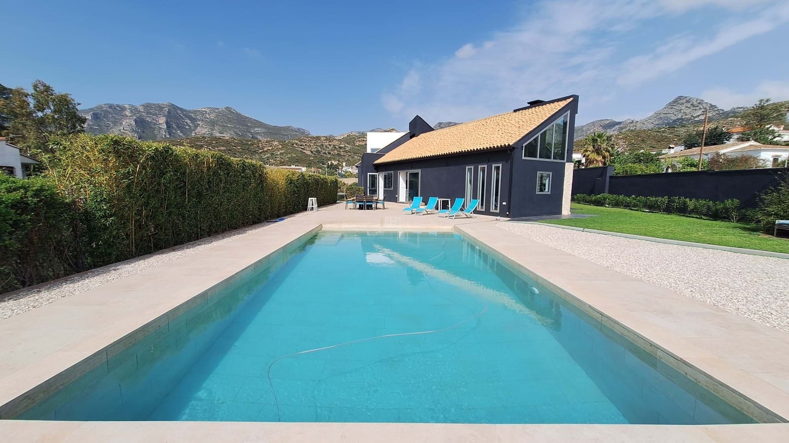 6 soverom Villa til salgs i Gandia med svømmebasseng garasje - € 1 200 000 (Ref: 9756354)