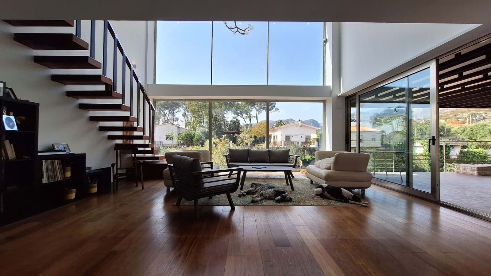 6 soverom Villa til salgs i Gandia med svømmebasseng garasje - € 1 200 000 (Ref: 9756354)