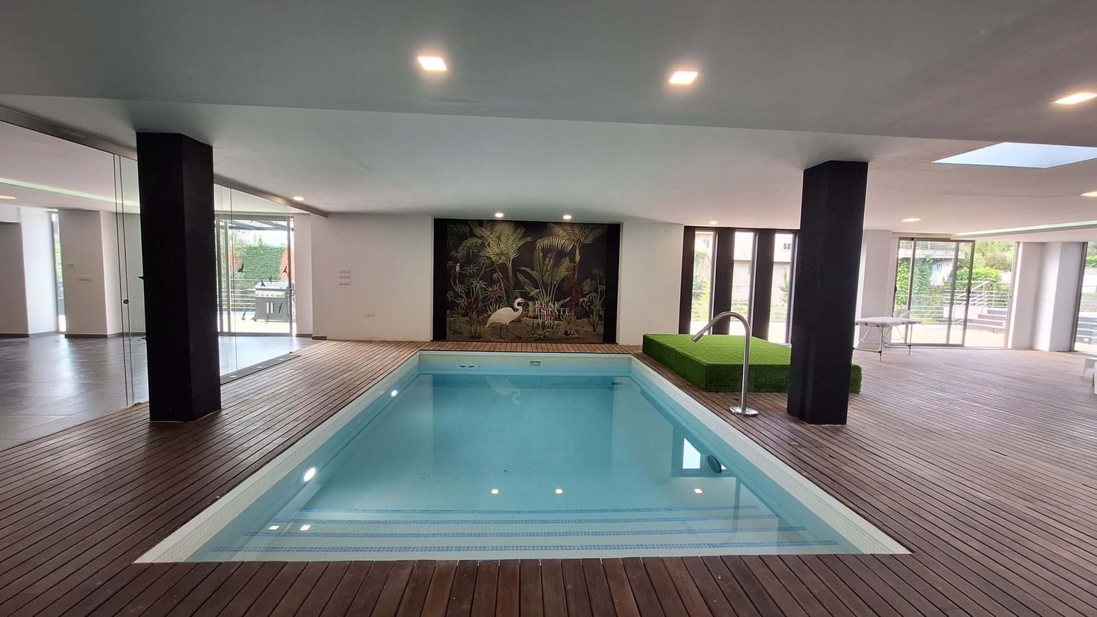 6 soverom Villa til salgs i Gandia med svømmebasseng garasje - € 1 200 000 (Ref: 9756354)