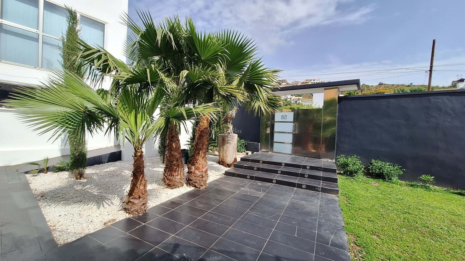 6 soverom Villa til salgs i Gandia med svømmebasseng garasje - € 1 200 000 (Ref: 9756354)