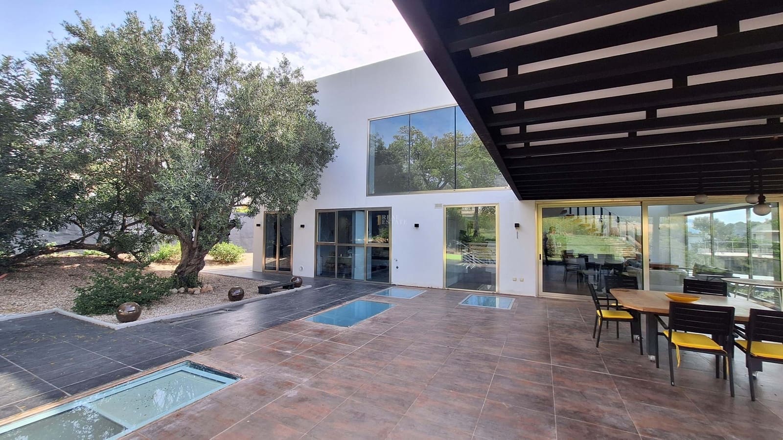 6 soverom Villa til salgs i Gandia med svømmebasseng garasje - € 1 200 000 (Ref: 9756354)