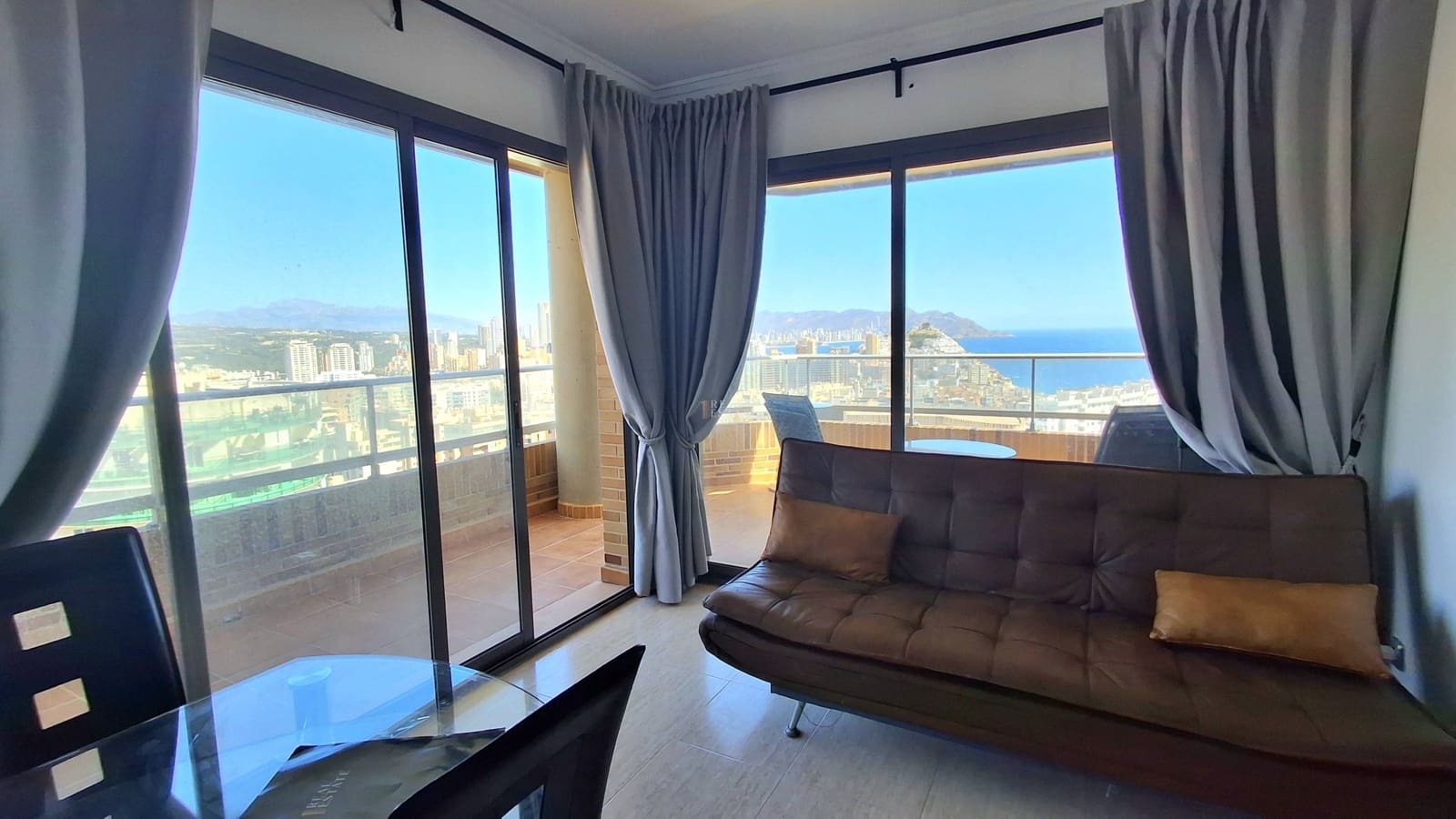 2 sypialnia Apartament na sprzedaż w La Villajoyosa / Vila Joiosa z basenem garażem - 370 000 € (Ref: 9765303)