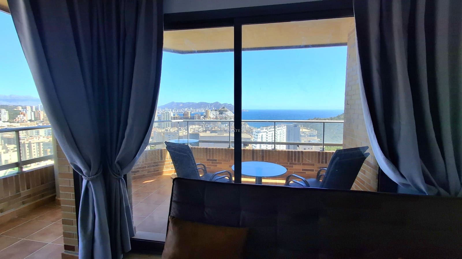 2 sypialnia Apartament na sprzedaż w La Villajoyosa / Vila Joiosa z basenem garażem - 370 000 € (Ref: 9765303)