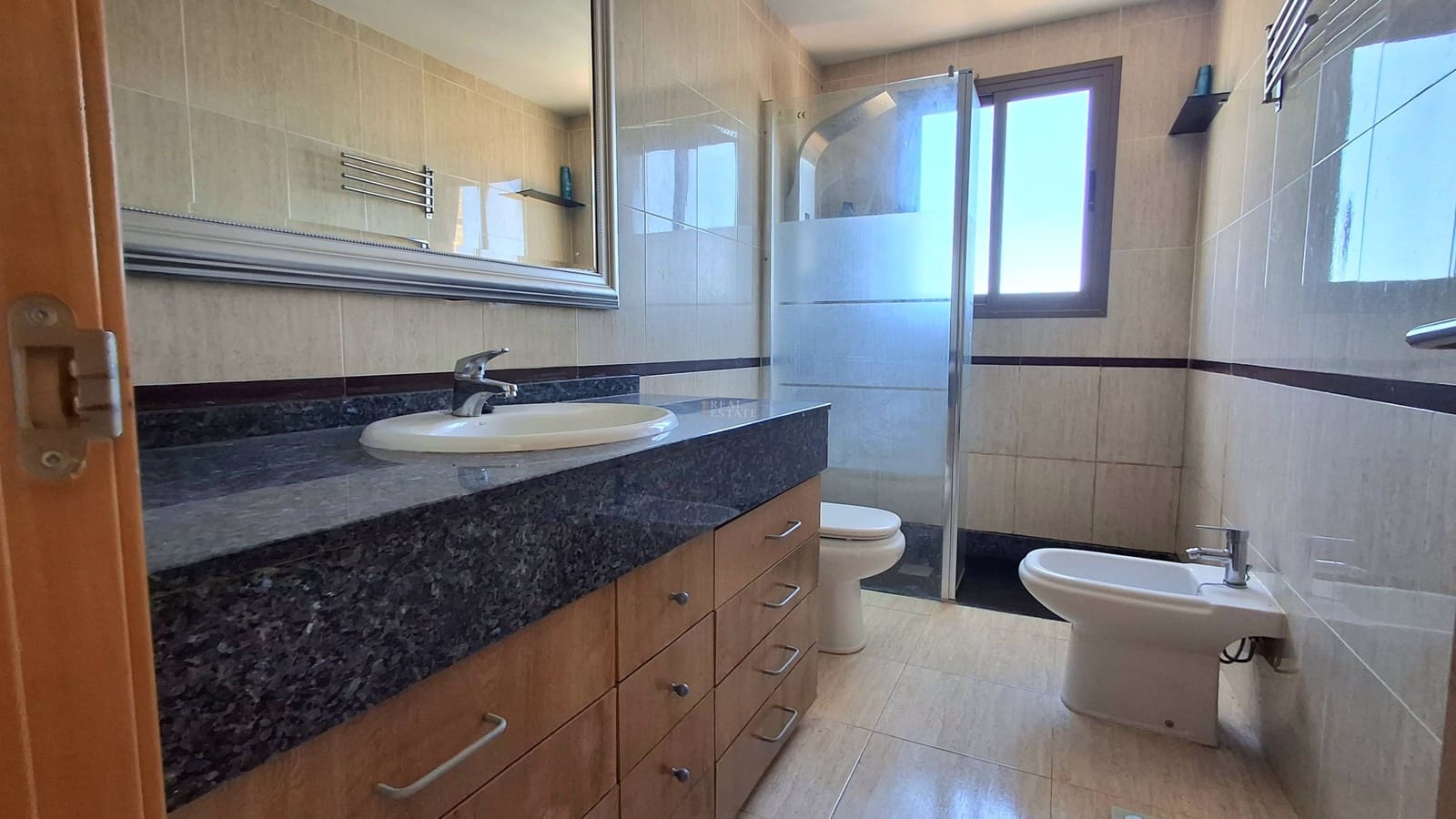 2 sypialnia Apartament na sprzedaż w La Villajoyosa / Vila Joiosa z basenem garażem - 370 000 € (Ref: 9765303)