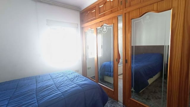 2 bedroom Apartment for sale in Elche / Elx - € 69,000 (Ref: 9765304)