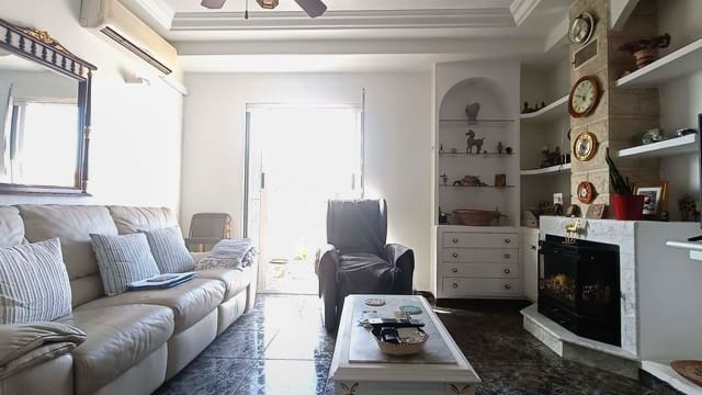 2 bedroom Apartment for sale in Elche / Elx - € 69,000 (Ref: 9765304)