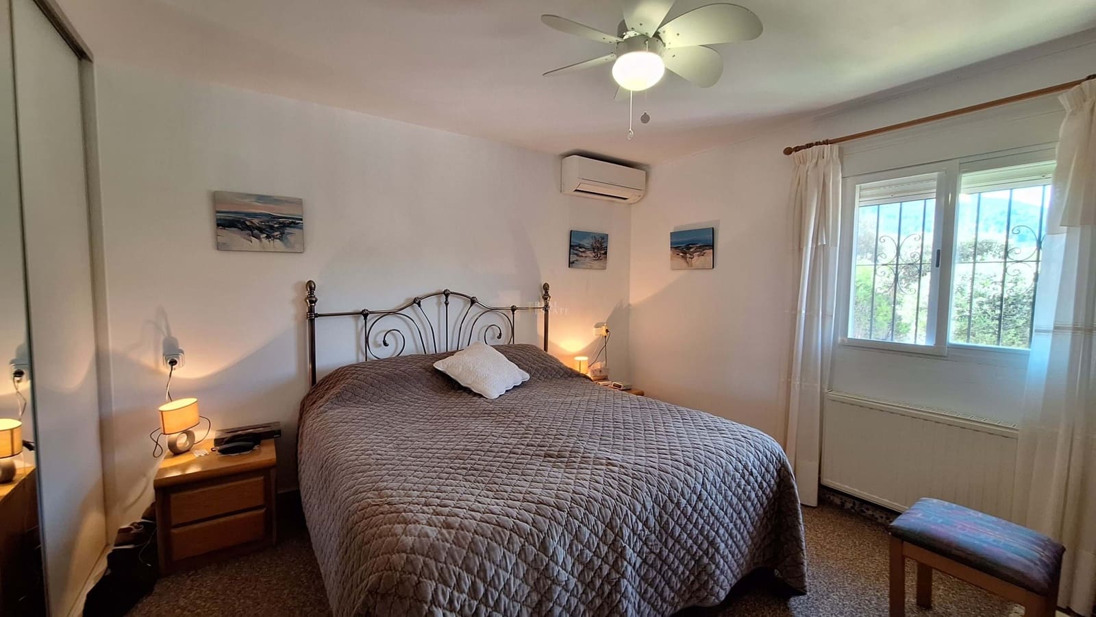 4 sypialnia Willa na sprzedaż w Orba z basenem garażem - 420 000 € (Ref: 9787919)