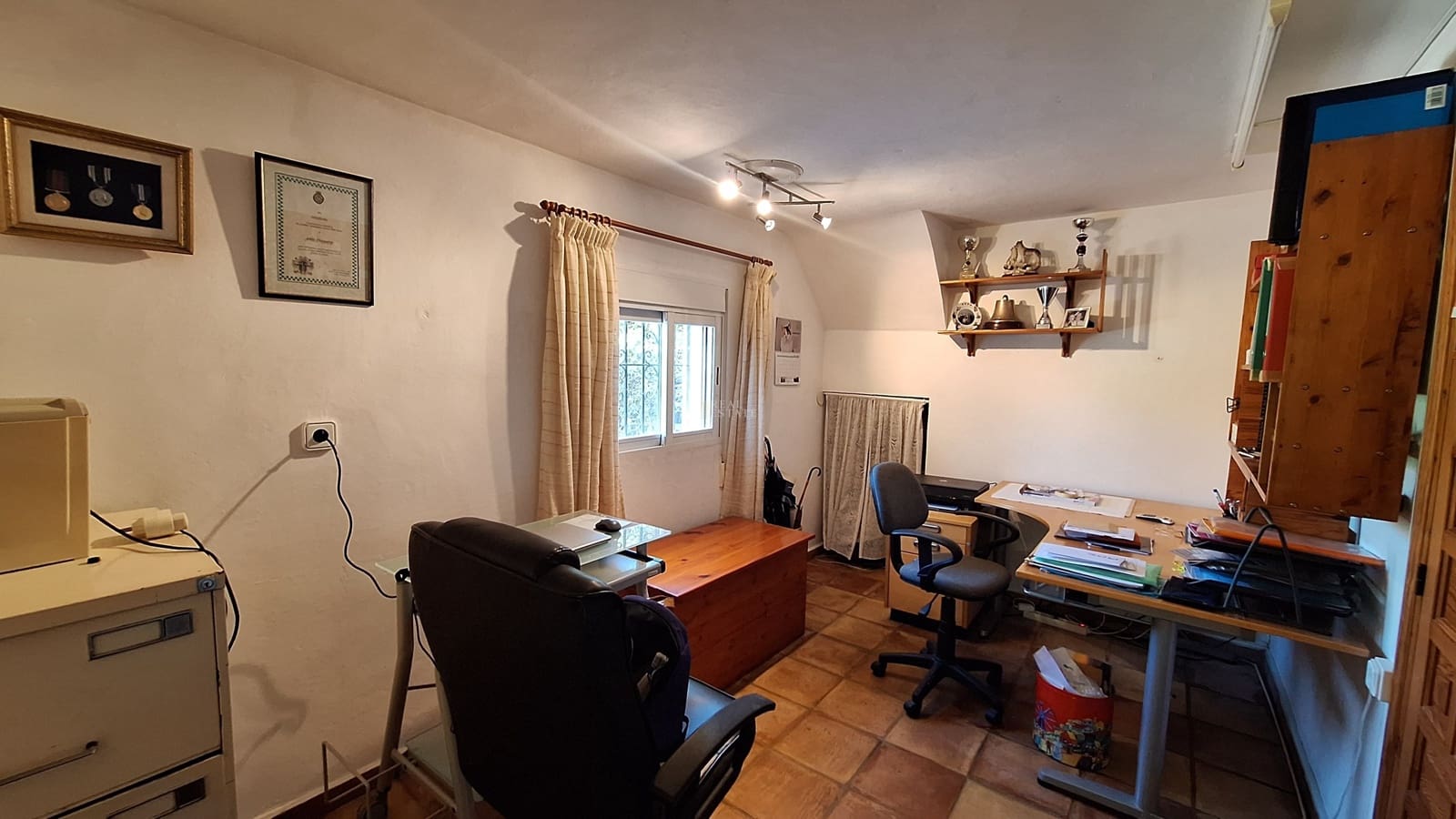 4 sypialnia Willa na sprzedaż w Orba z basenem garażem - 420 000 € (Ref: 9787919)