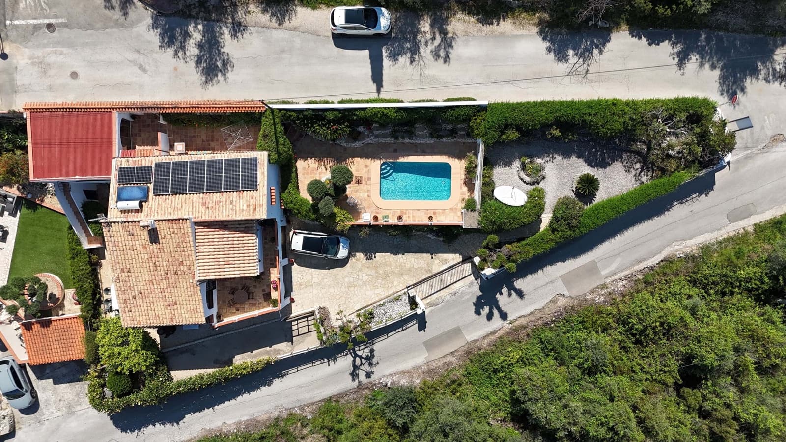 4 sypialnia Willa na sprzedaż w Orba z basenem garażem - 420 000 € (Ref: 9787919)