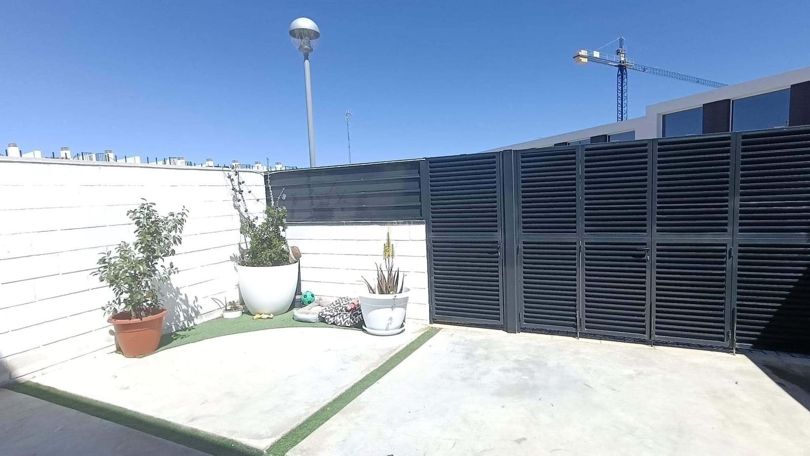 2 sovrum Bungalow till salu i Santa Pola med pool garage - 355 000 € (Ref: 9789668)