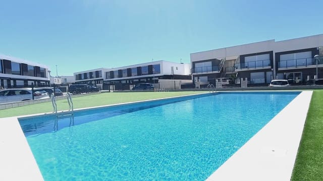 2 sovrum Bungalow till salu i Santa Pola med pool garage - 355 000 € (Ref: 9789668)