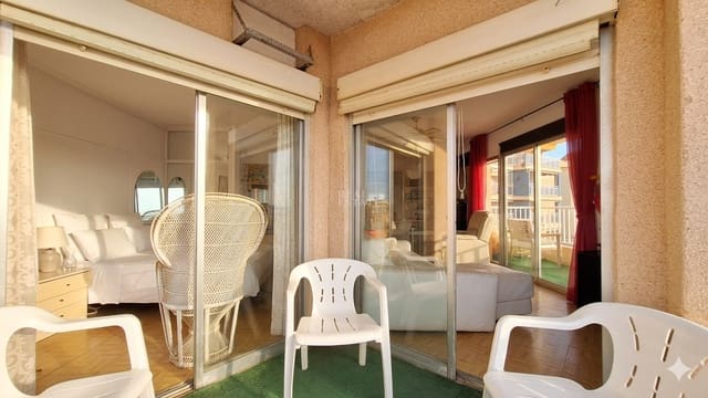 1 chambre Appartement à vendre à La Manga del Mar Menor avec garage - 145 000 € (Ref: 9793515)