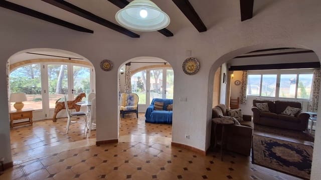 6 Zimmer Villa zu verkaufen in Javea / Xàbia mit Pool - 900.000 € (Ref: 9800831)