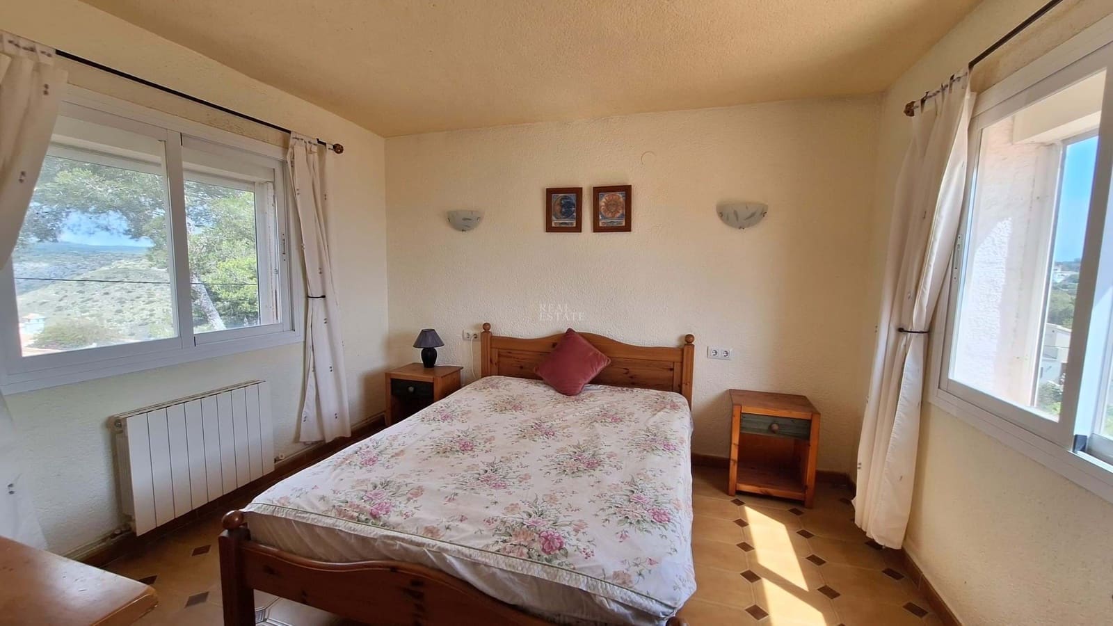 6 Zimmer Villa zu verkaufen in Javea / Xabia mit Pool - 900.000 € (Ref: 9800831)