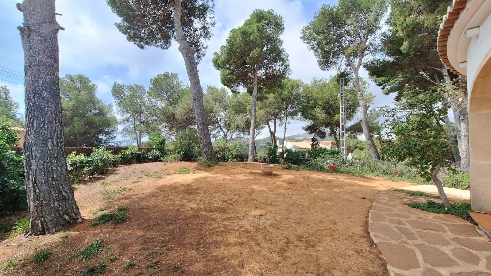 6 Zimmer Villa zu verkaufen in Javea / Xabia mit Pool - 900.000 € (Ref: 9800831)