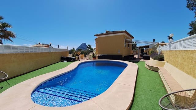 4 soverom Villa til salgs i Calpe / Calp med svømmebasseng garasje - € 750 000 (Ref: 9802977)