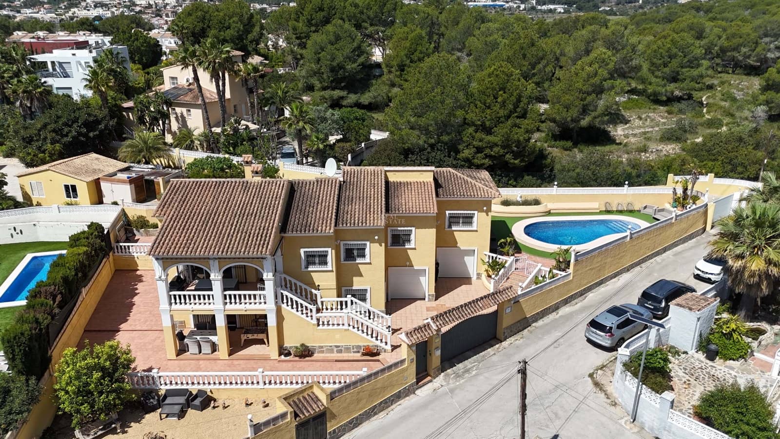 4 soverom Villa til salgs i Calpe / Calp med svømmebasseng garasje - € 750 000 (Ref: 9802977)