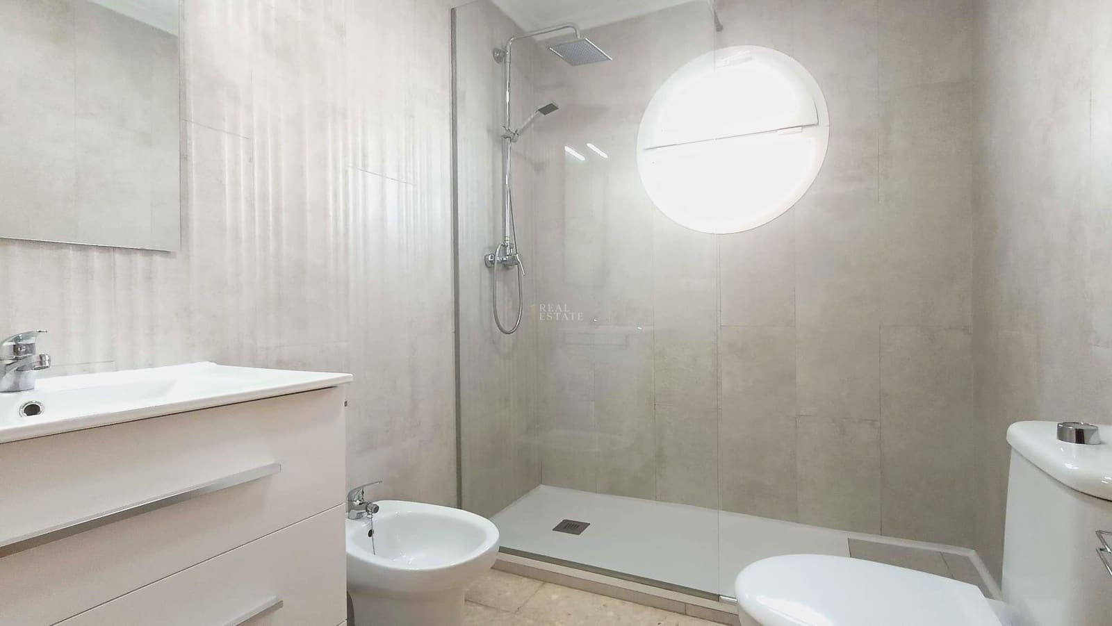 Apartamento de 3 habitaciones en Elche / Elx en venta con piscina garaje - 309.000 € (Ref: 9804873)