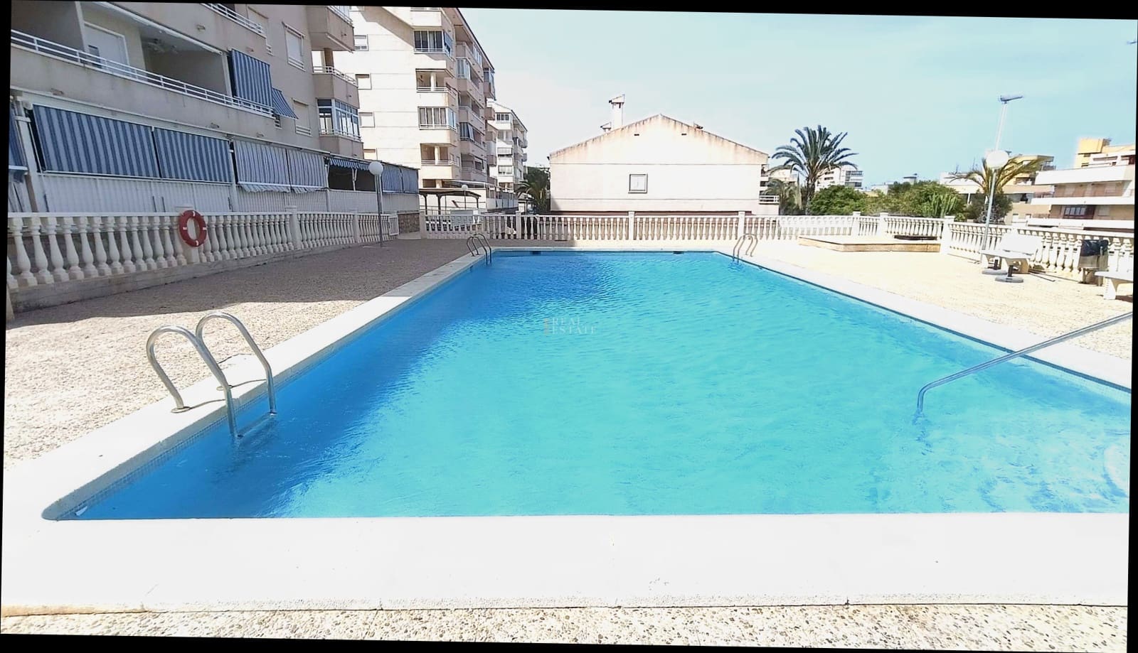 Apartamento de 3 habitaciones en Elche / Elx en venta con piscina garaje - 309.000 € (Ref: 9804873)