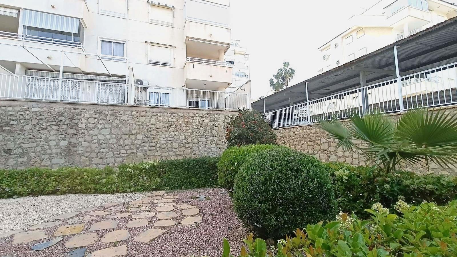 Apartamento de 3 habitaciones en Elche / Elx en venta con piscina garaje - 309.000 € (Ref: 9804873)