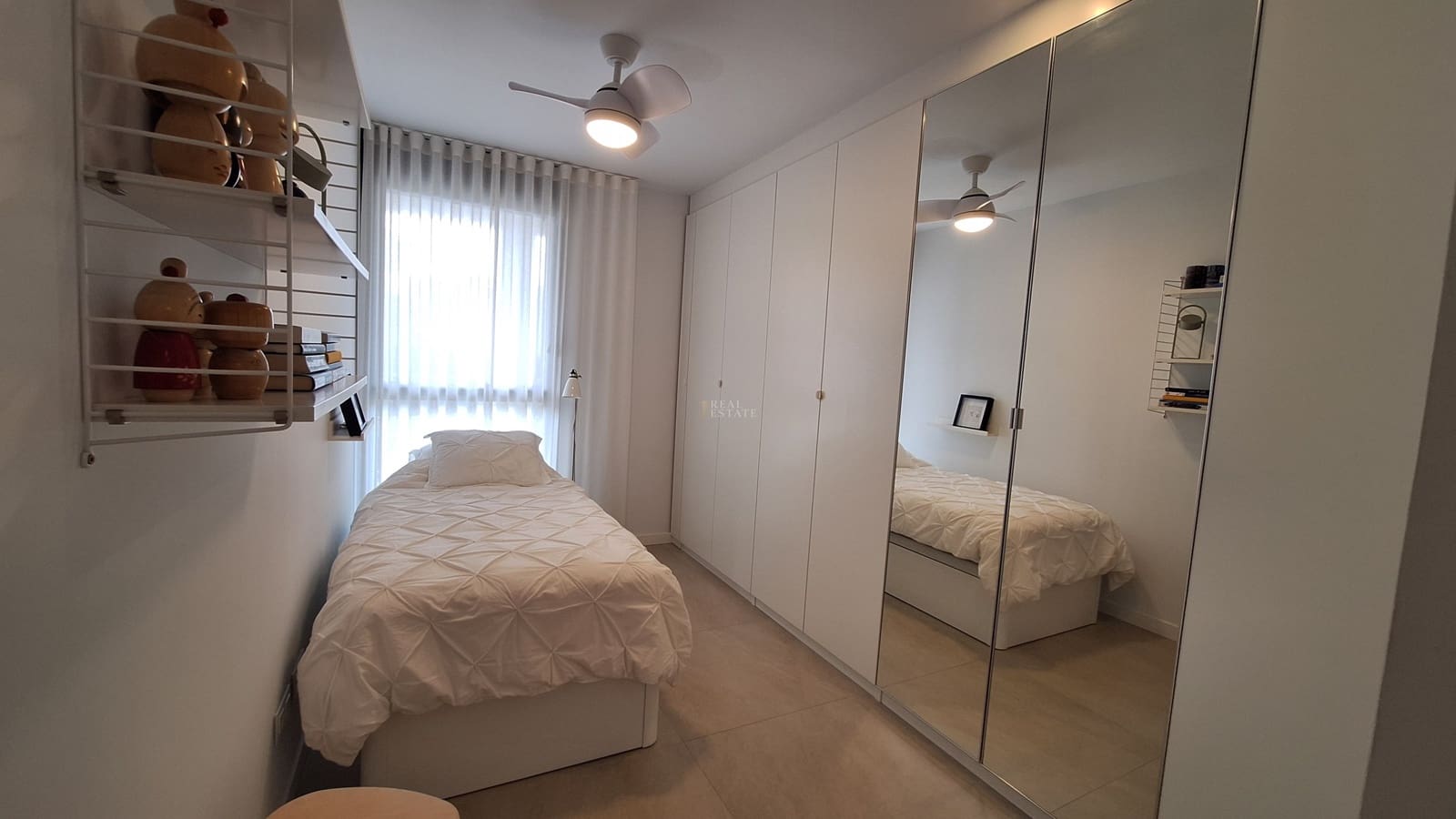 2 makuuhuone Huoneisto myytävänä paikassa Denia mukana uima-altaan 
autotalli - 450 000 € (Ref: 9805610)