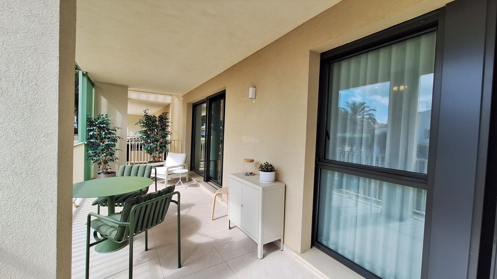 2 makuuhuone Huoneisto myytävänä paikassa Denia mukana uima-altaan 
autotalli - 450 000 € (Ref: 9805610)