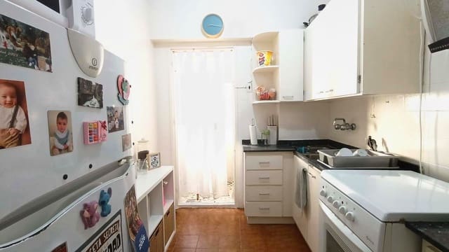 3 makuuhuone Huoneisto myytävänä paikassa Elche / Elx - 83 000 € (Ref: 9807243)